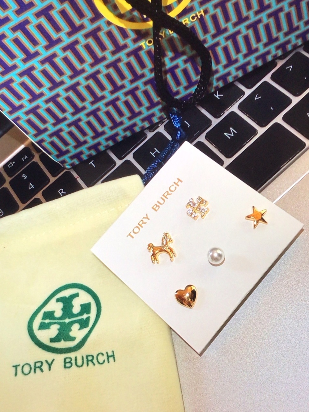 Tory Burch Girls Gold Tone Mixed Stud Earring Set with Pearl - Picture 2 of 5